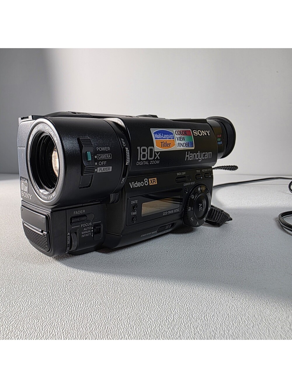 Sony Handycam CCD-TR416 Video 8 XR Camcorder 180x Digital Zoom NightShot WORKING